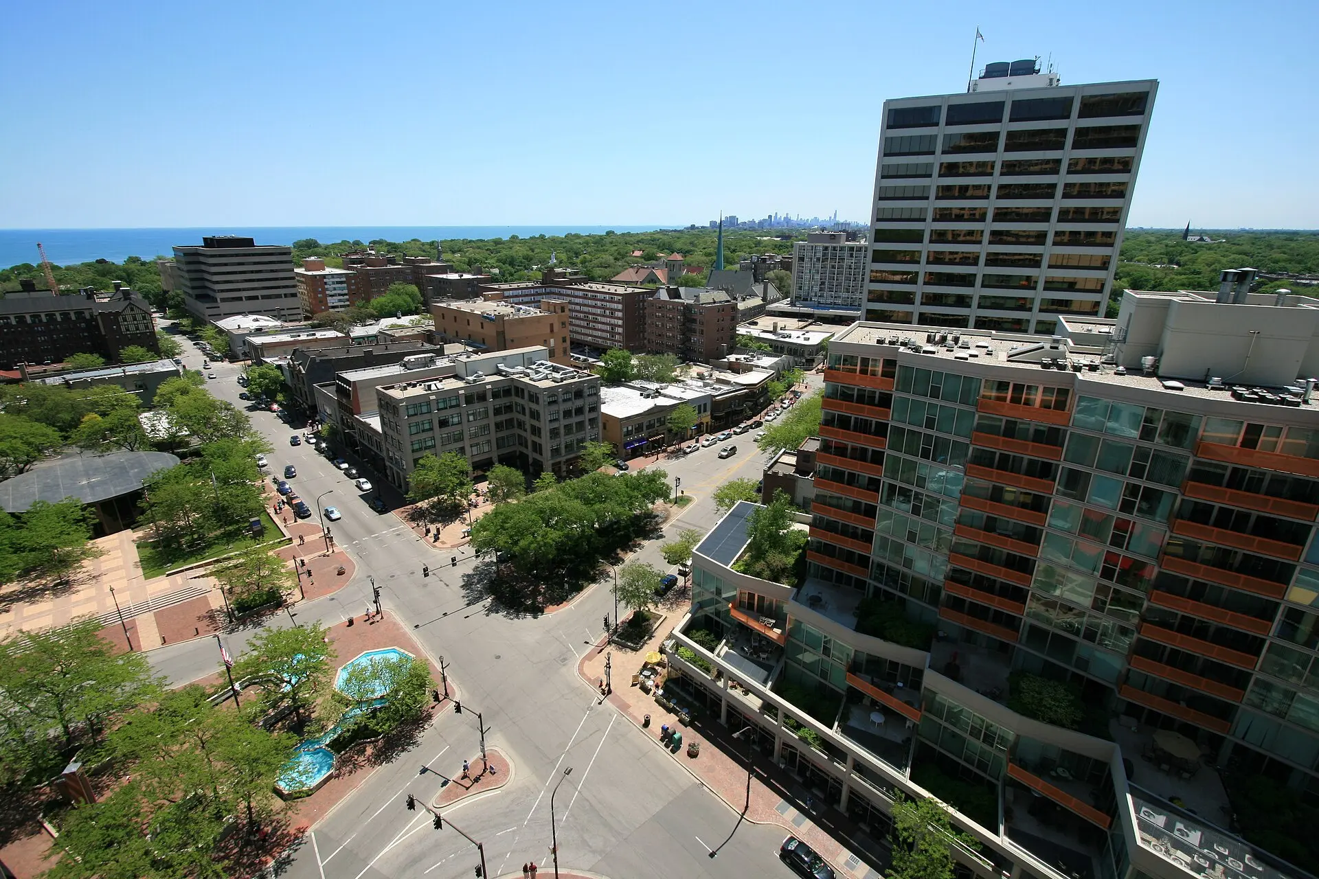 View of Fountain Square in Evanston, Illinois looking south-southeast towards Chicago and Lake Michigan