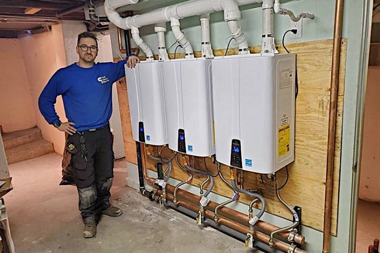 Tankless Water Heater - First Chicago Plumbing